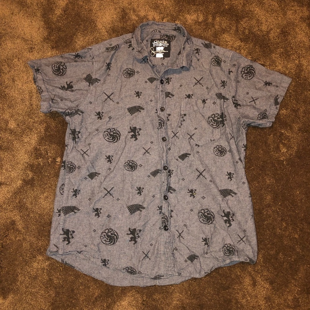 Game of Throwns Short-Sleeve Button-Up Shirt - Gray